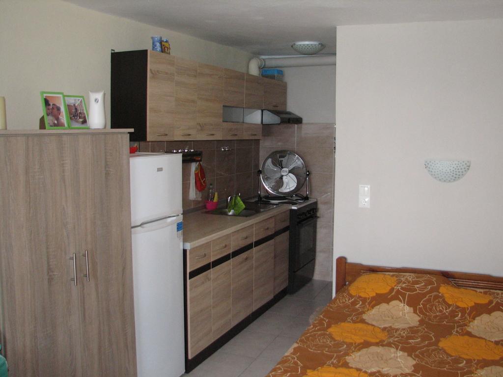 Maria Studios & Apartments Agios Ioannis  Rom bilde